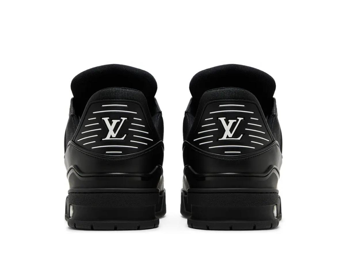 Louis Vuitton Trainer 'Embossed Monogram - Black'
